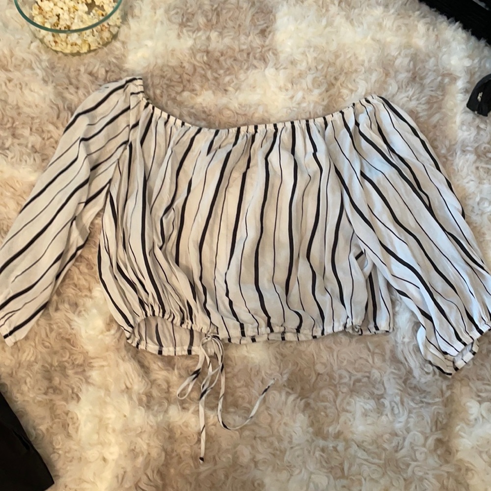 Forever 21 off the shoulder crop top